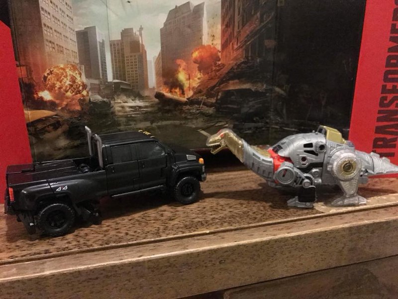 Out Of Box Studio Series Ironhide Images  (7 of 11)